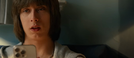 Humorystyczny spot od marki Apple